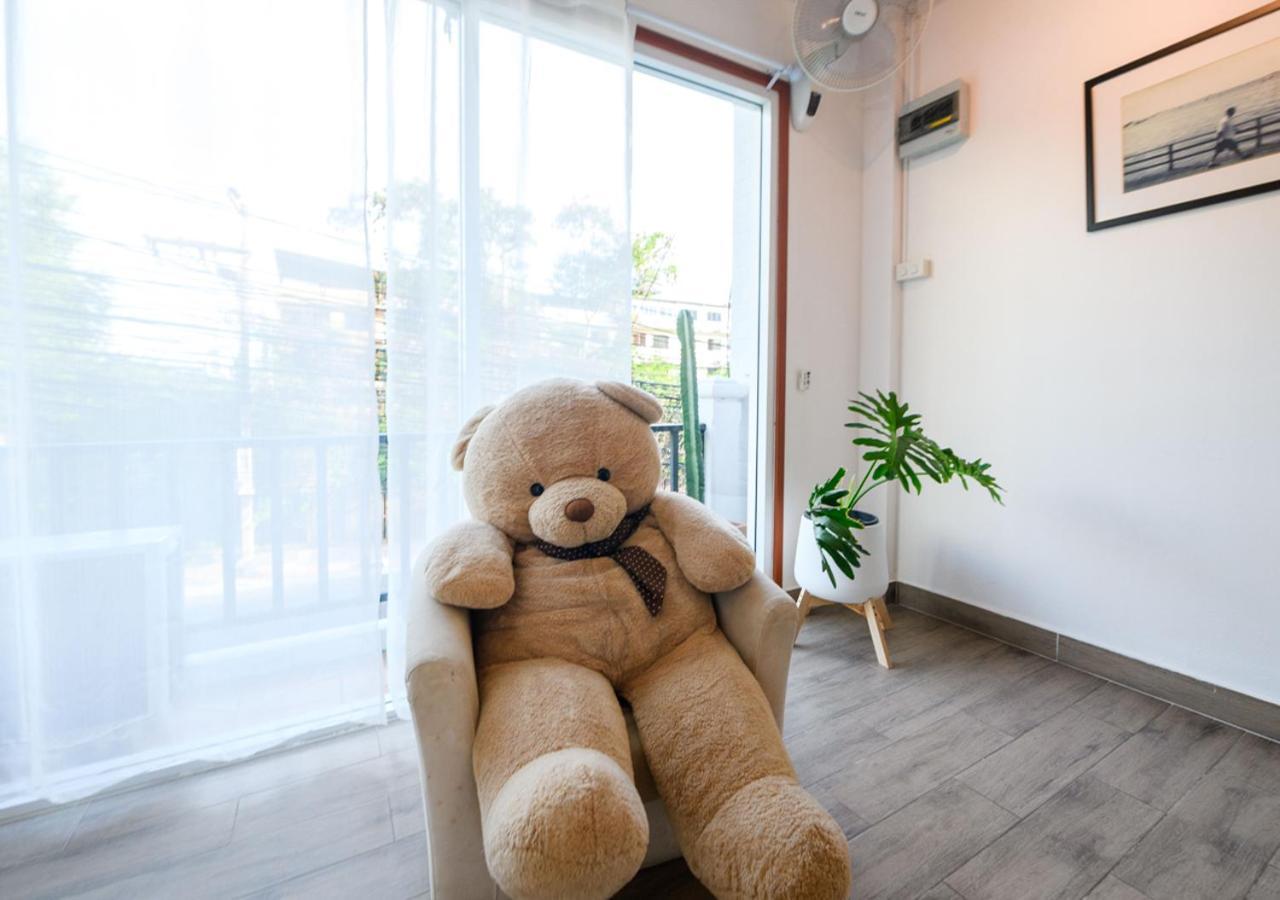 Room@Gallery Pool Villa Pattaya Bagian luar foto