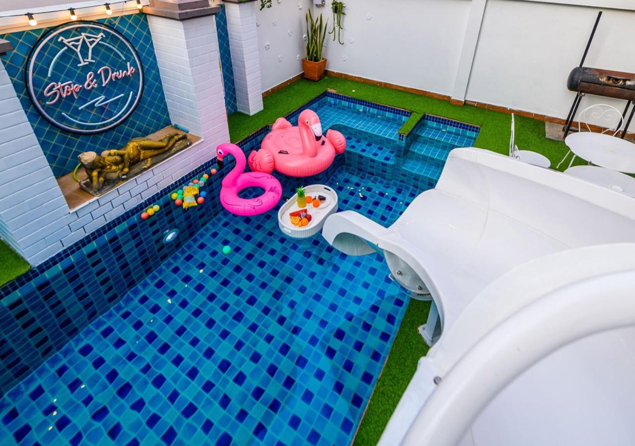 Room@Gallery Pool Villa Pattaya Bagian luar foto
