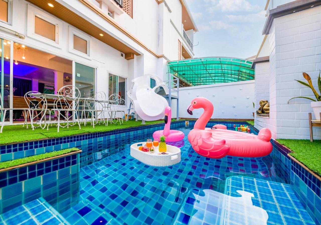 Room@Gallery Pool Villa Pattaya Bagian luar foto