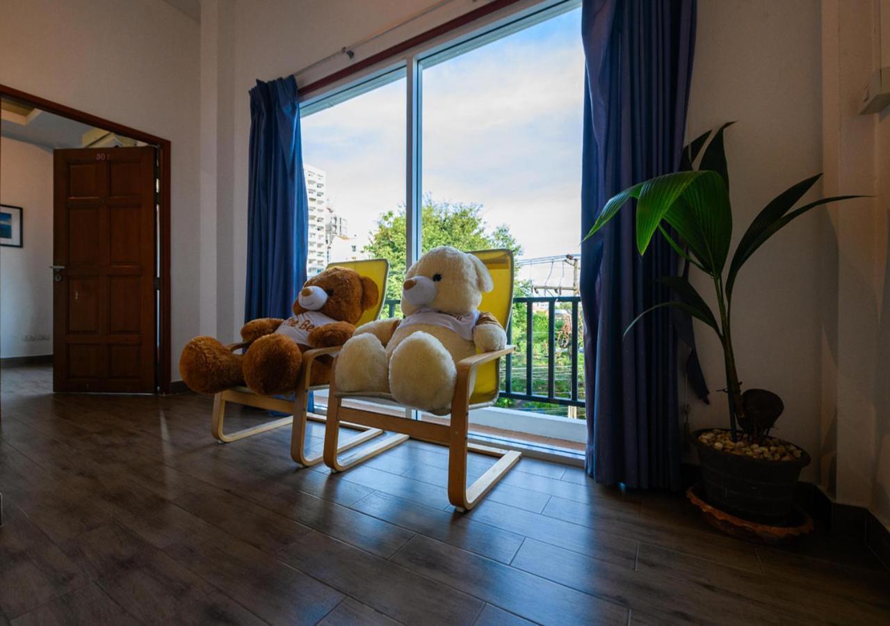 Room@Gallery Pool Villa Pattaya Bagian luar foto