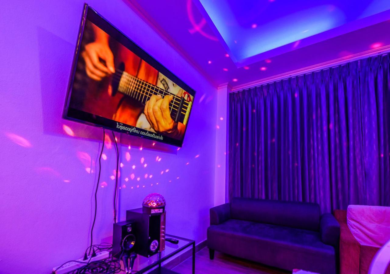 Room@Gallery Pool Villa Pattaya Bagian luar foto