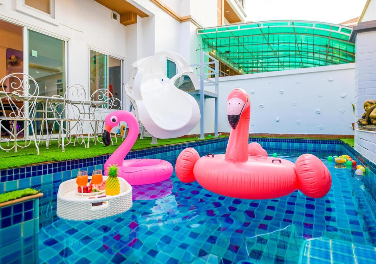 Room@Gallery Pool Villa Pattaya Bagian luar foto